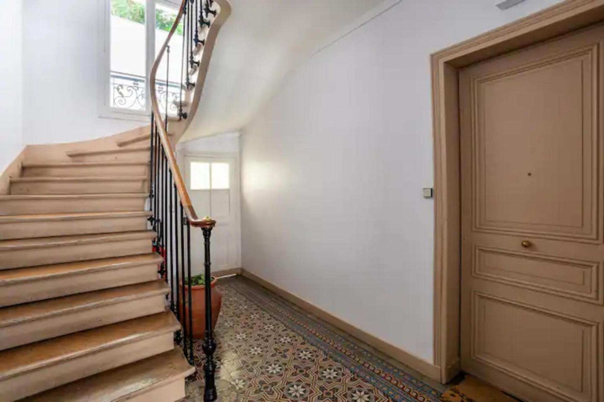 Vintage 2bd With Patio In Montmartre *